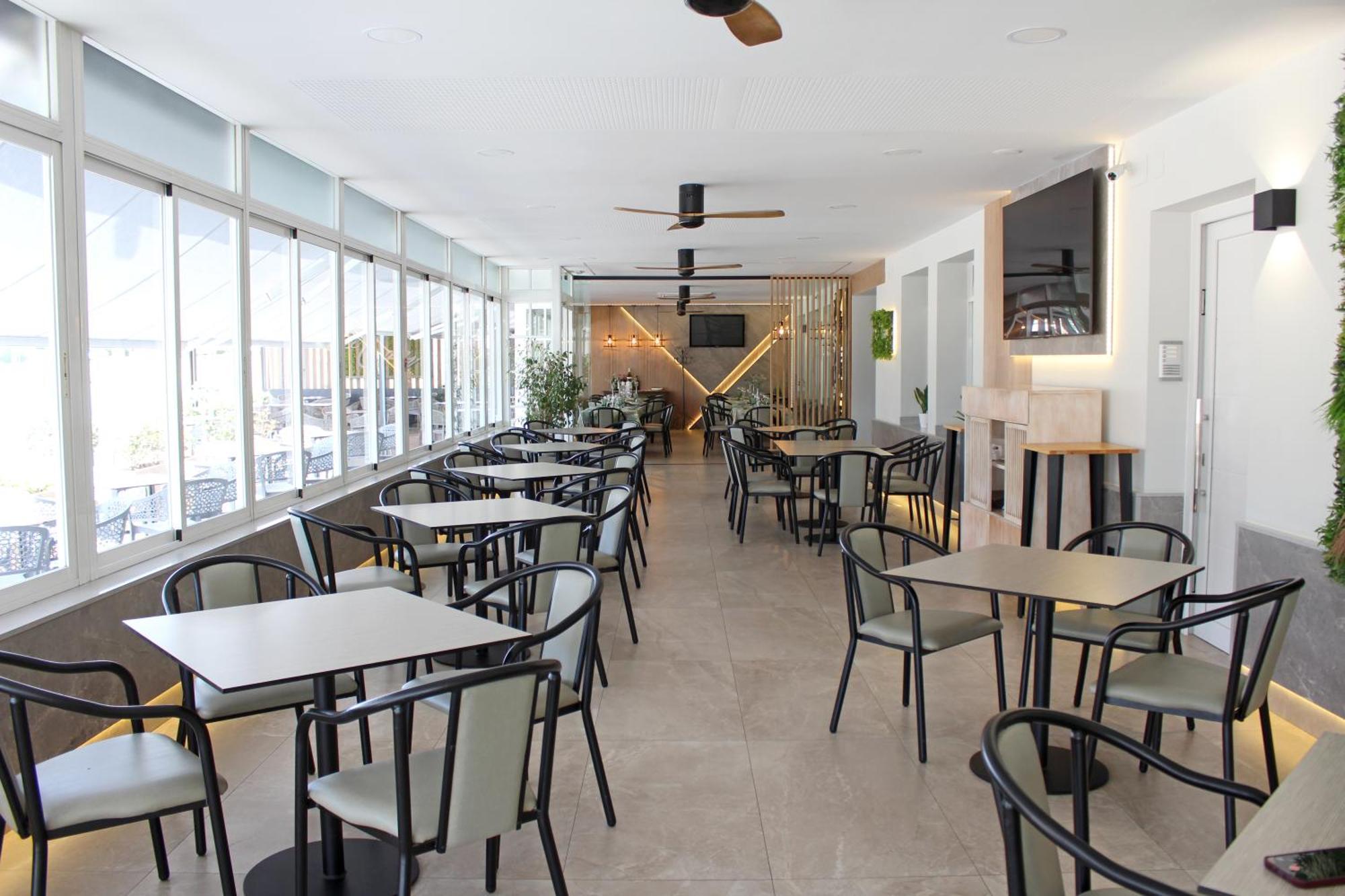 Hostal Restaurante El Cary Montemayor المظهر الخارجي الصورة
